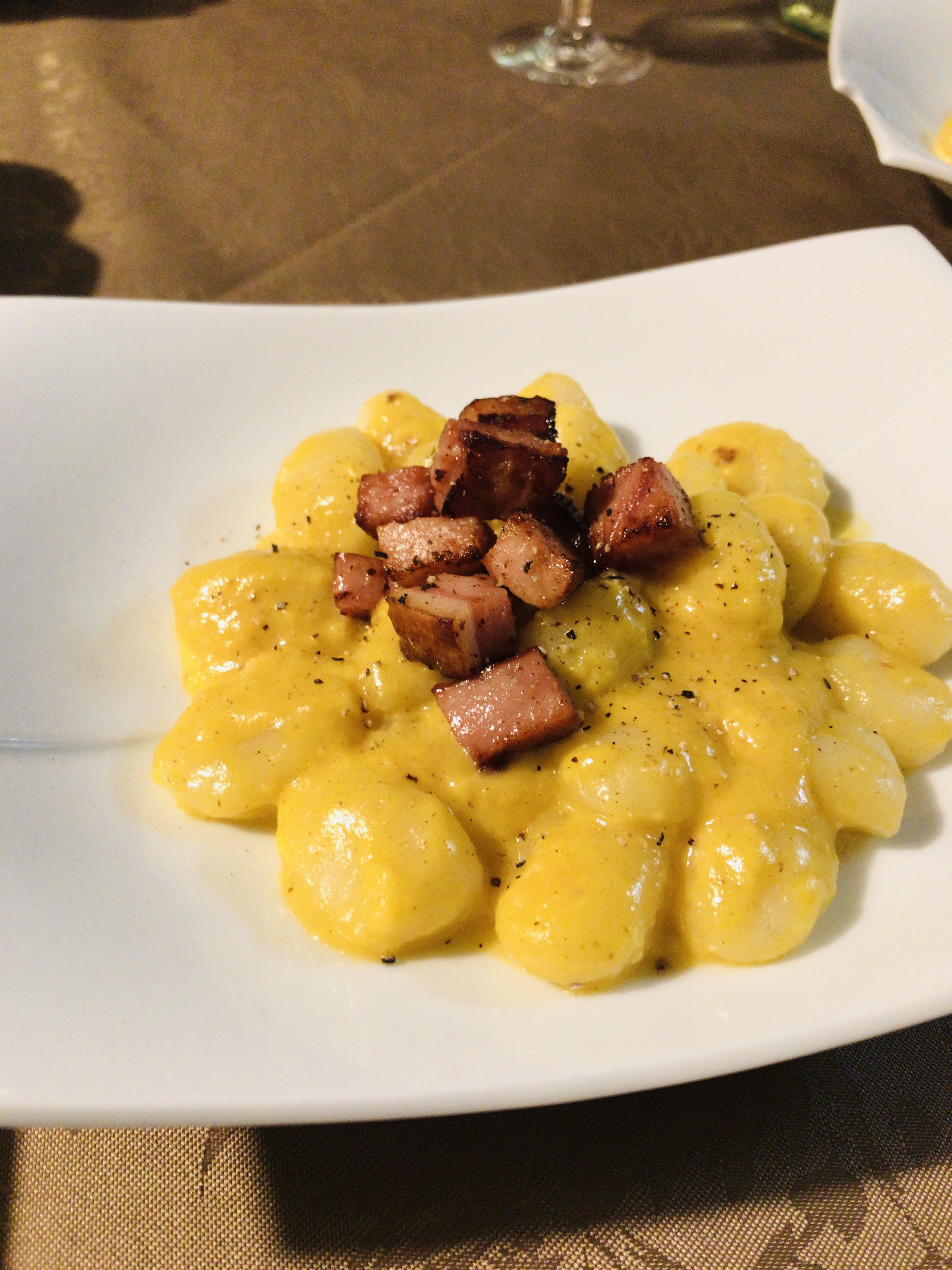 自家製カルボナーラ